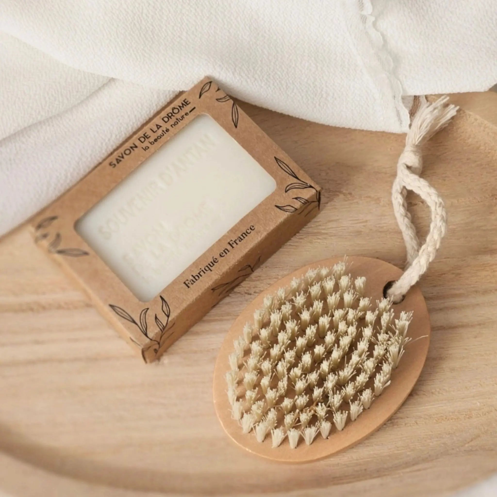 Savon réparateur au lait d&