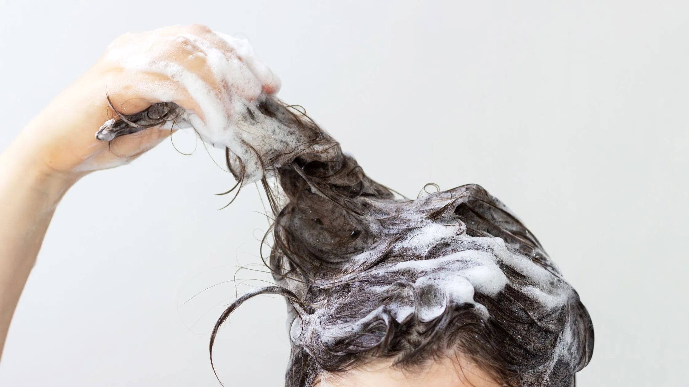 Shampoing solide et allergies : comment éviter les mauvaises surprises ?