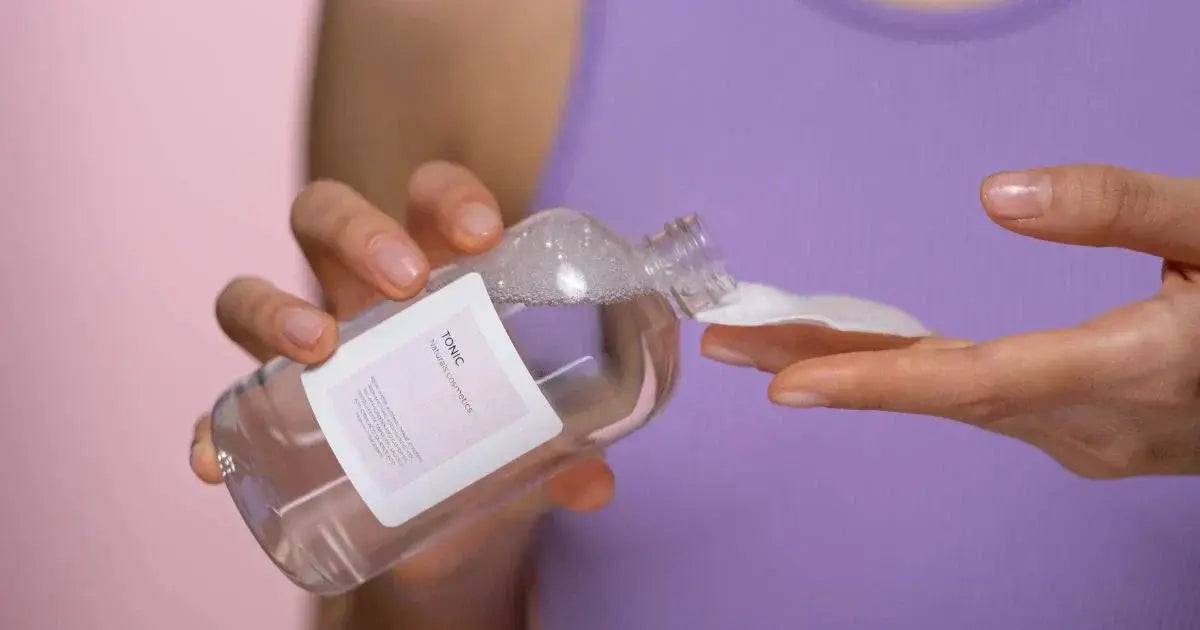 Huile demaquillante ou eau micellaire : laquelle choisir ?