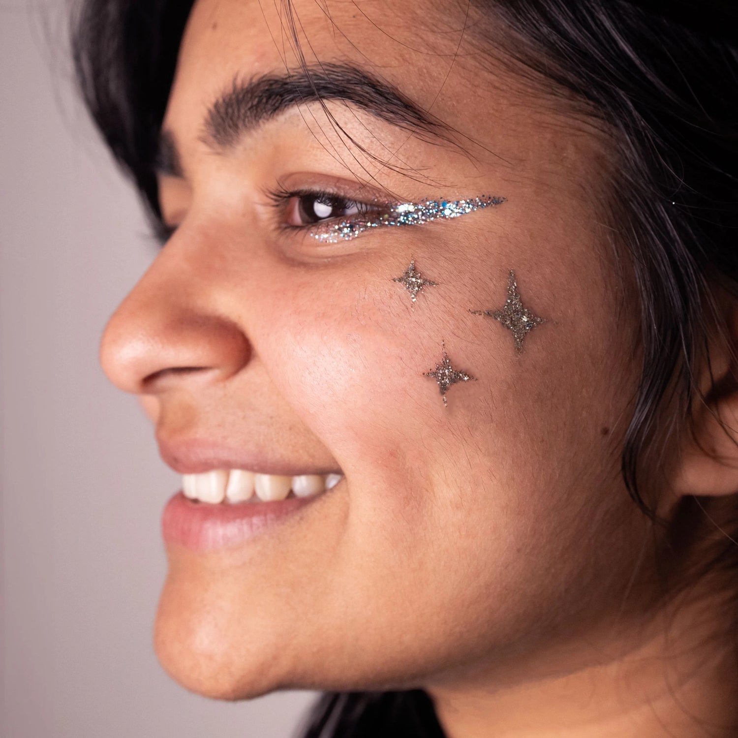 Pochoir étoiles maquillage