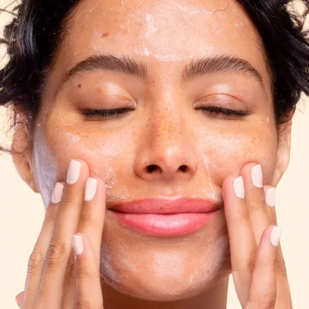 Gel nettoyant visage sans parfum